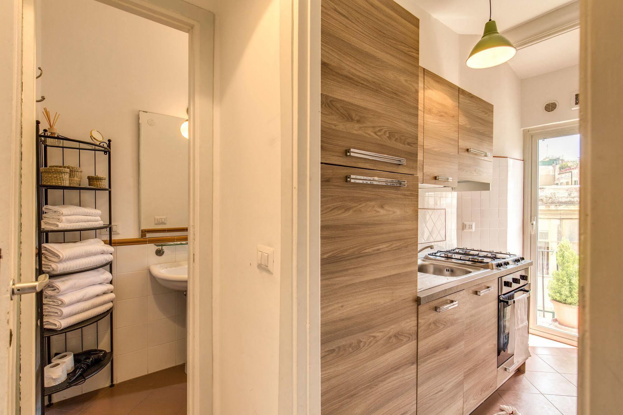 Aweshomeitaly - Spagna Glamour Life Penthouse Ρώμη Εξωτερικό φωτογραφία